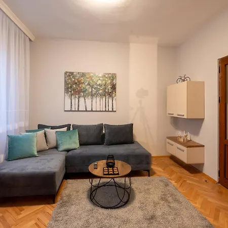 Appartement Ndk Garden At Vitosha Blvd Absolutely Center With Free Parking *
