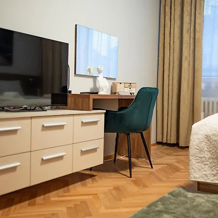 Apartman Ndk Garden At Vitosha Blvd Absolutely Center With Free Parking *