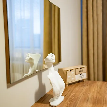 Apartman Ndk Garden At Vitosha Blvd Absolutely Center With Free Parking *