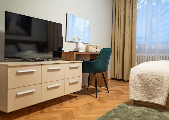 Апартамент Ndk Garden At Vitosha Blvd Absolutely Center With Free Parking *